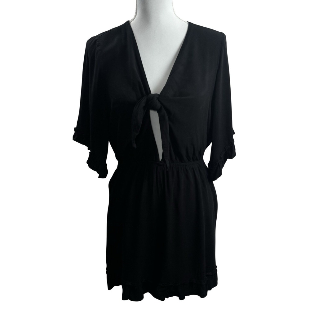 Express Women Flowy Romper Shorts Tie Front Black Large Beach Resort Wear Summer